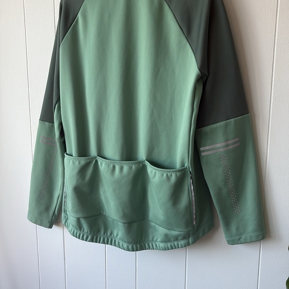 MEC Green Cycling Jacket | Size XL - Picture 10 of 10